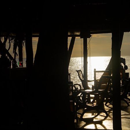 בנטוטה Thejan Beach Cabanas מראה חיצוני תמונה