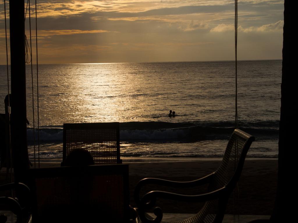 בנטוטה Thejan Beach Cabanas מראה חיצוני תמונה