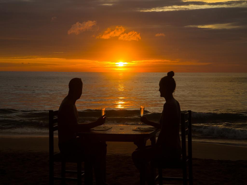 בנטוטה Thejan Beach Cabanas מראה חיצוני תמונה