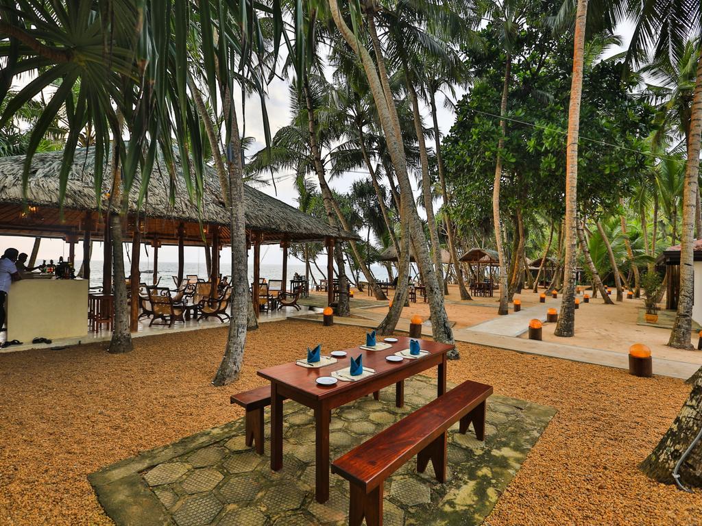 בנטוטה Thejan Beach Cabanas מראה חיצוני תמונה