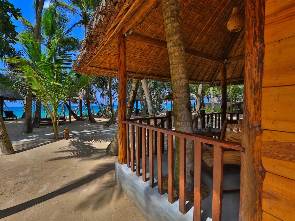 בנטוטה Thejan Beach Cabanas חדר תמונה